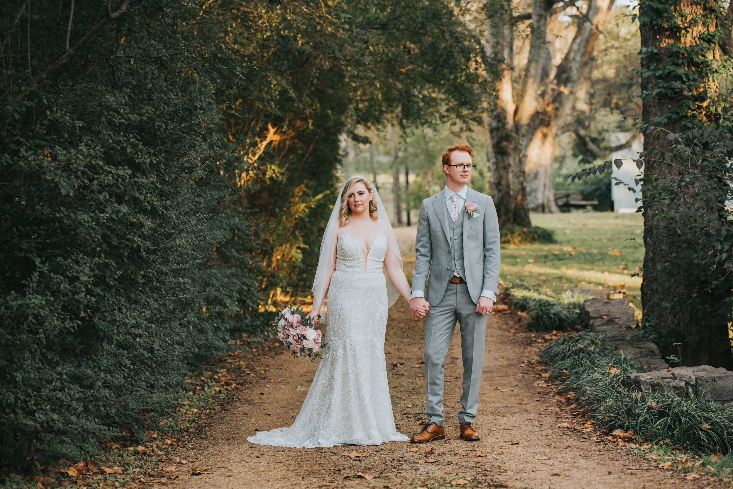 Couple on the mansion grounds